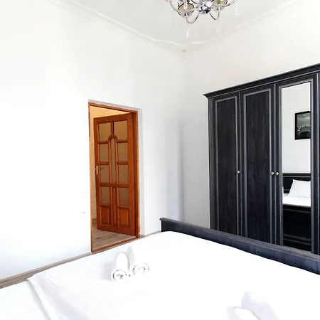 Apartament Kulisha 44